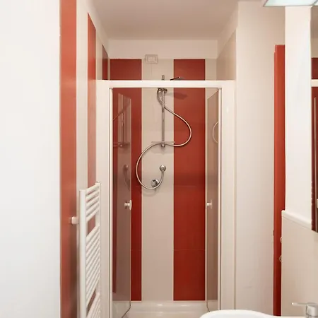 Apartman Characteristic One Bedroom Columns Of San Lorenzo *