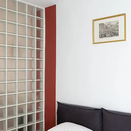 Apartman Characteristic One Bedroom Columns Of San Lorenzo